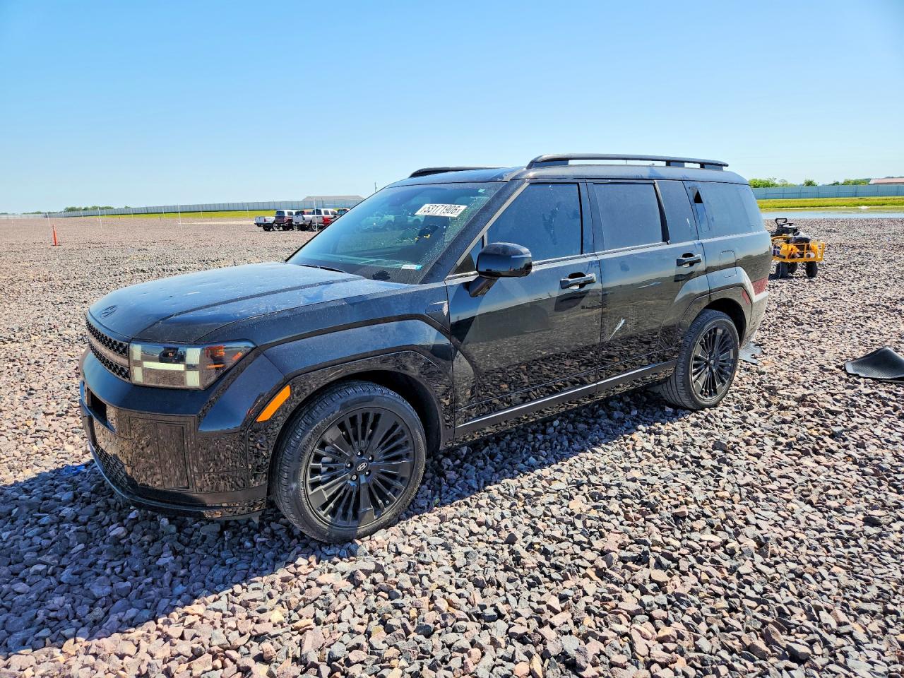 Salvage Hyundai SANTA FE Image