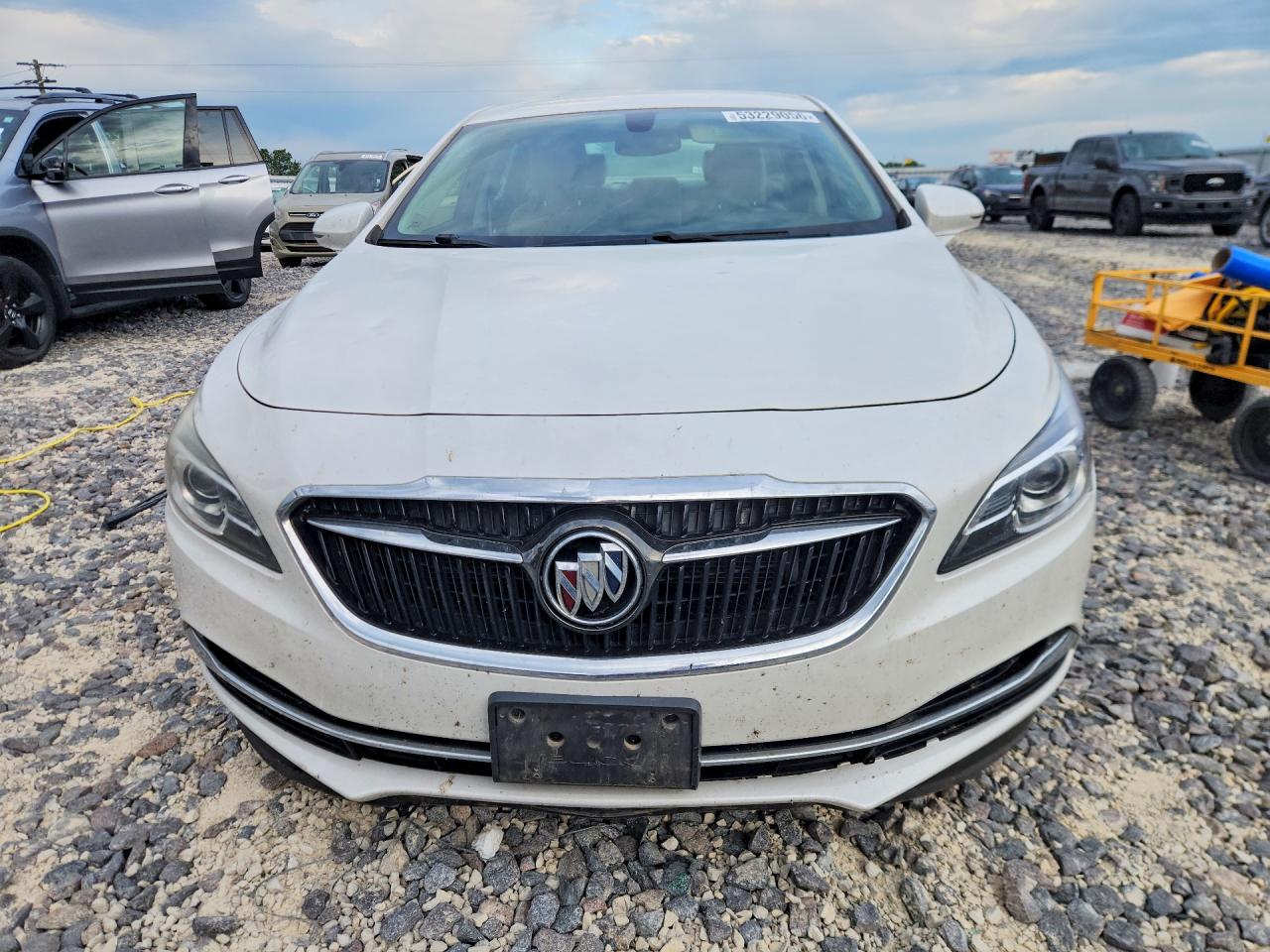 Buick LaCrosse Essence
