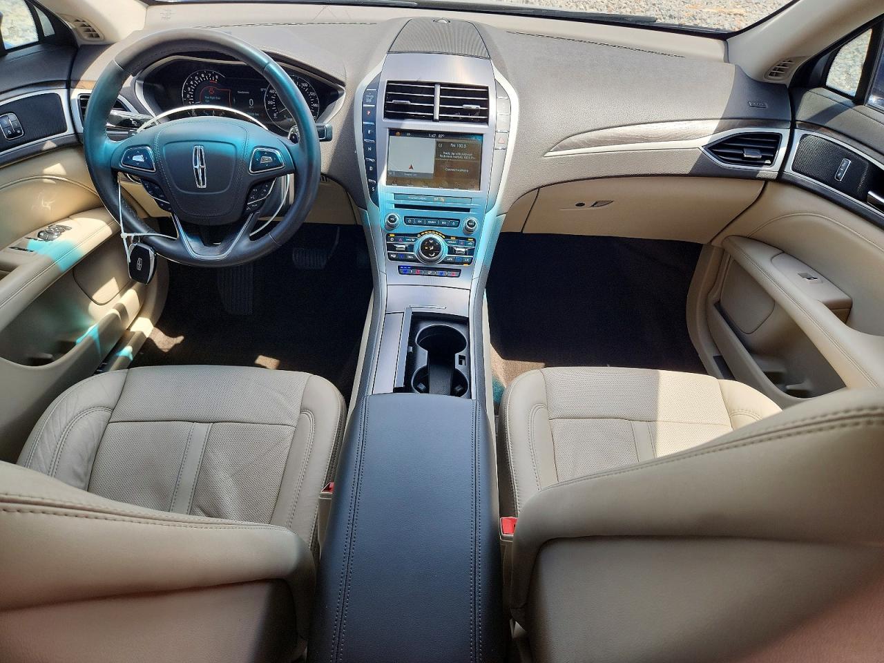 Lincoln MKZ Reserve