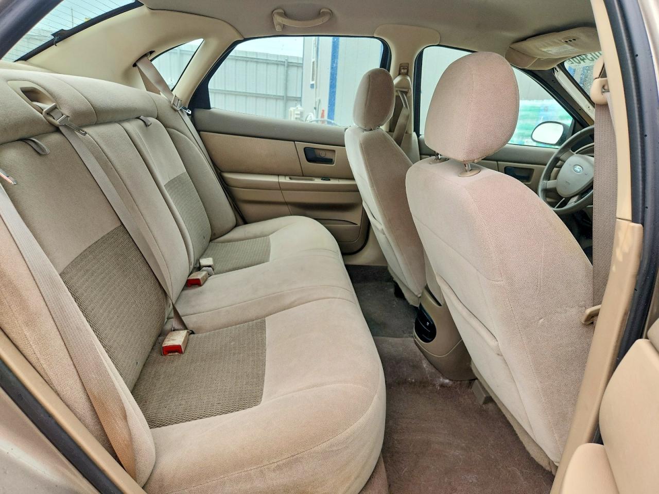 Ford Taurus Sel