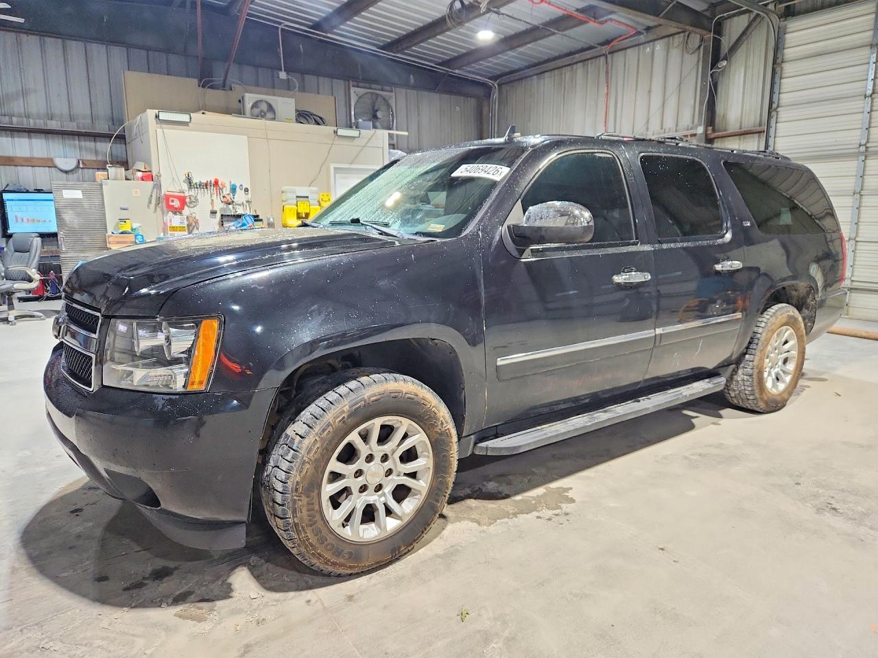 Salvage Chevrolet Suburban Image