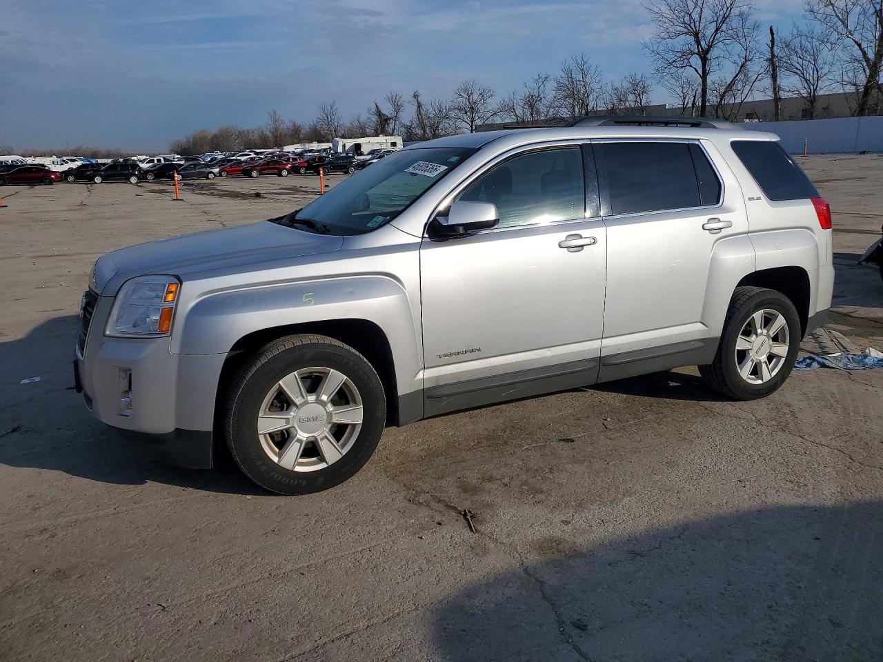 Salvage GMC Terrain Image