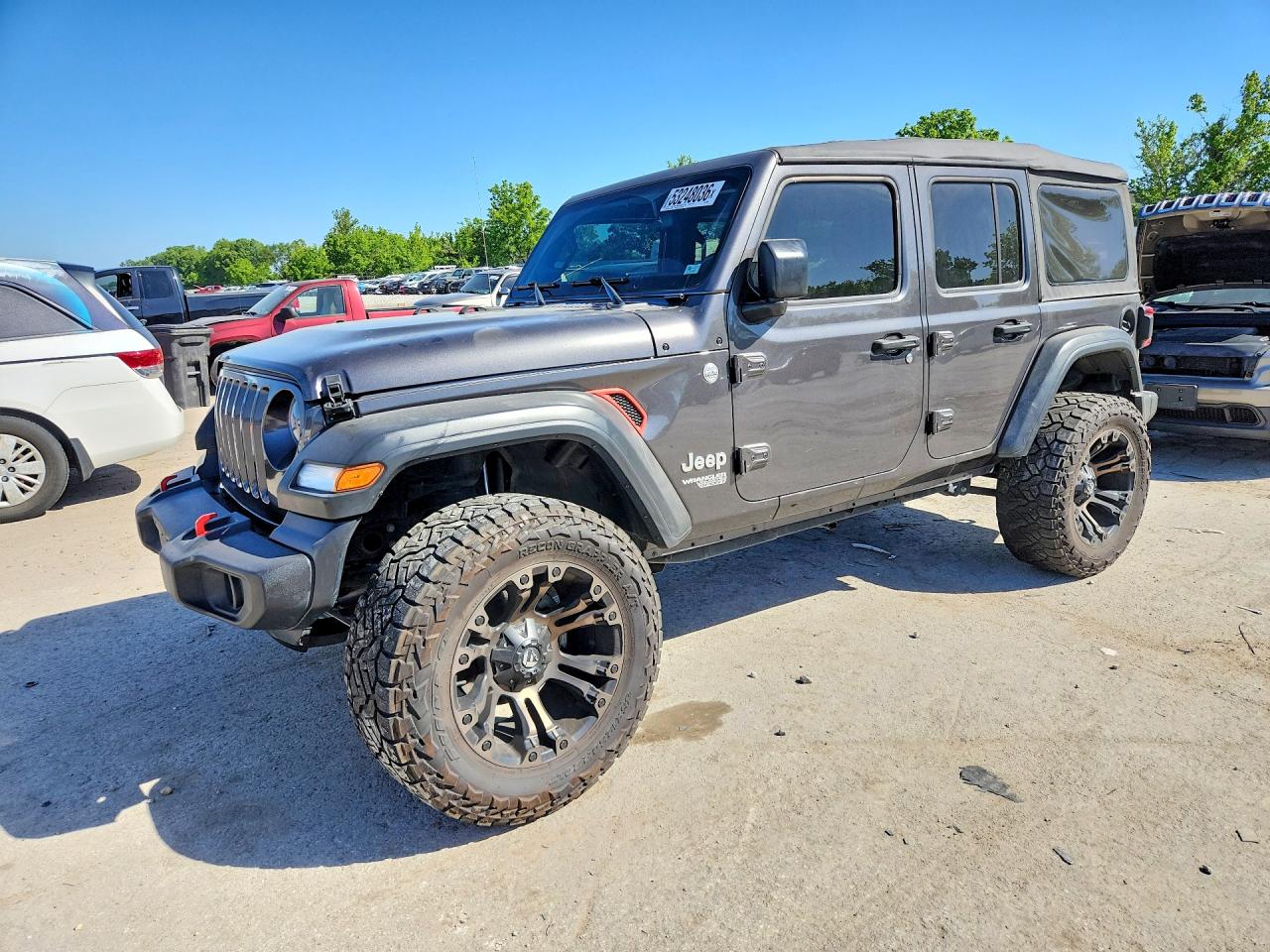Salvage Jeep Wrangler Image