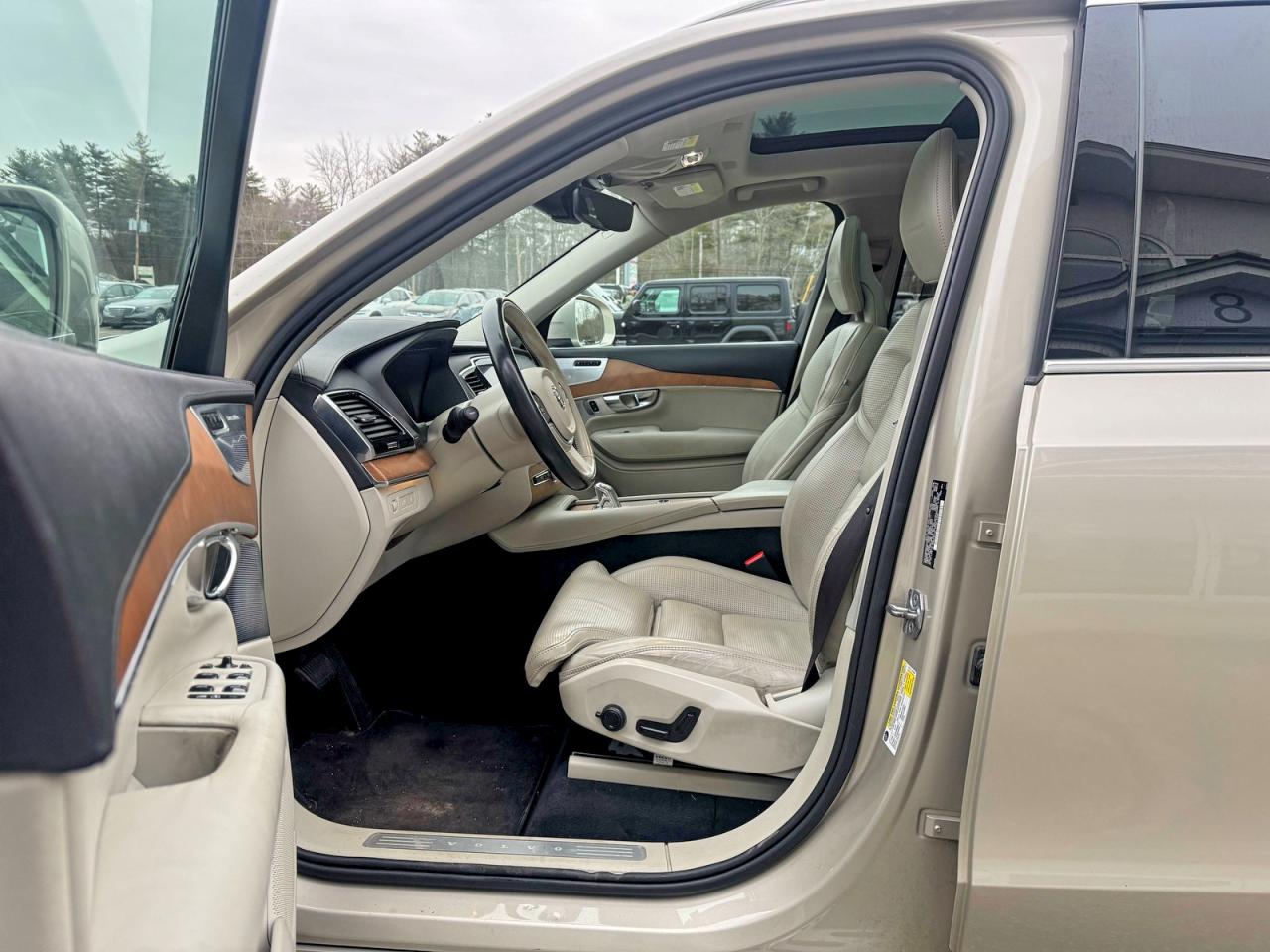 Volvo XC90 T8