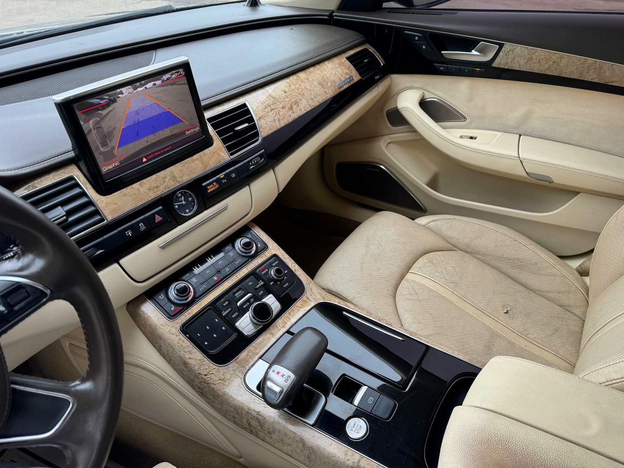 Audi A8 L Quattro