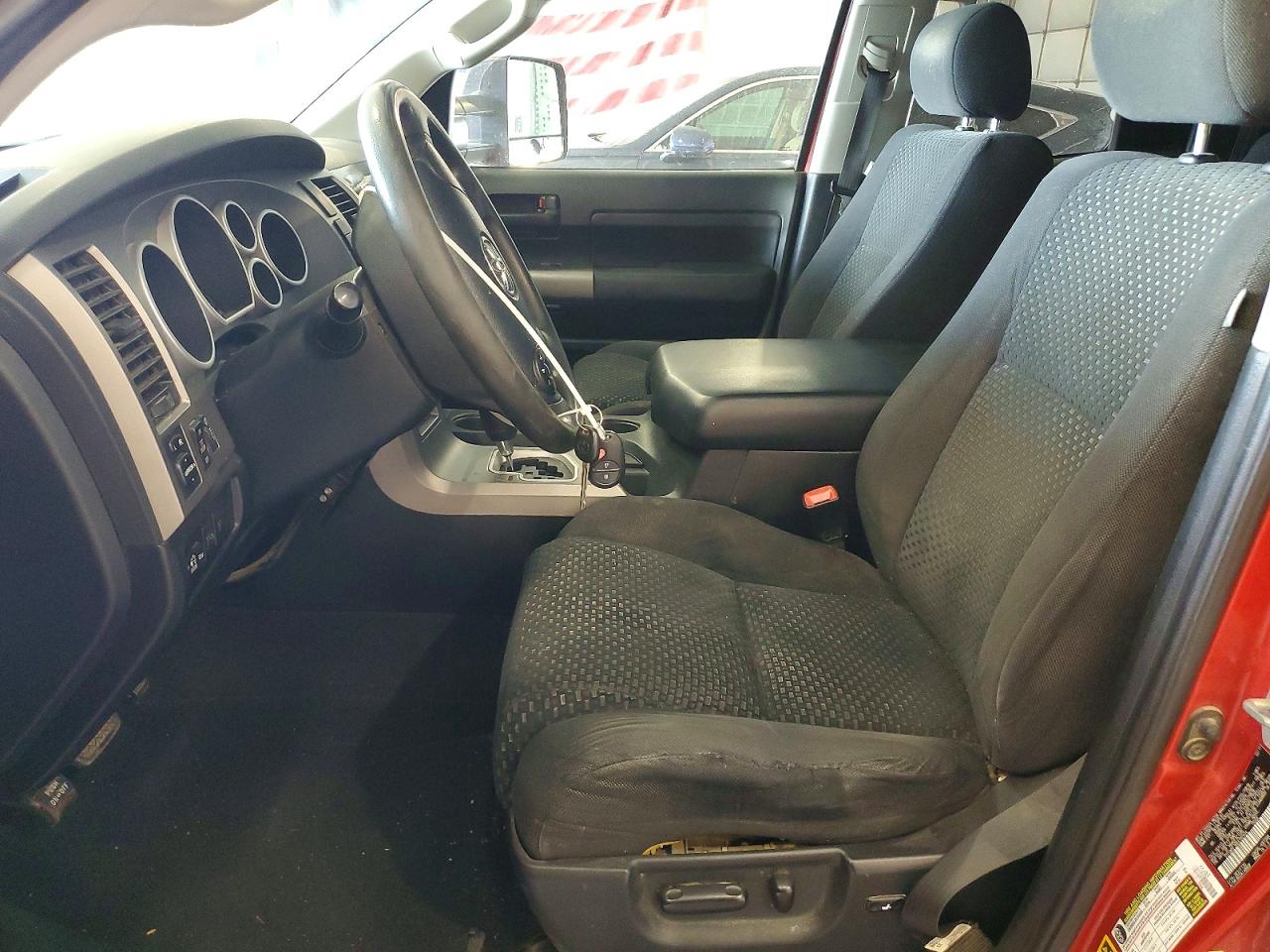 Toyota Tundra Double Cab Sr5