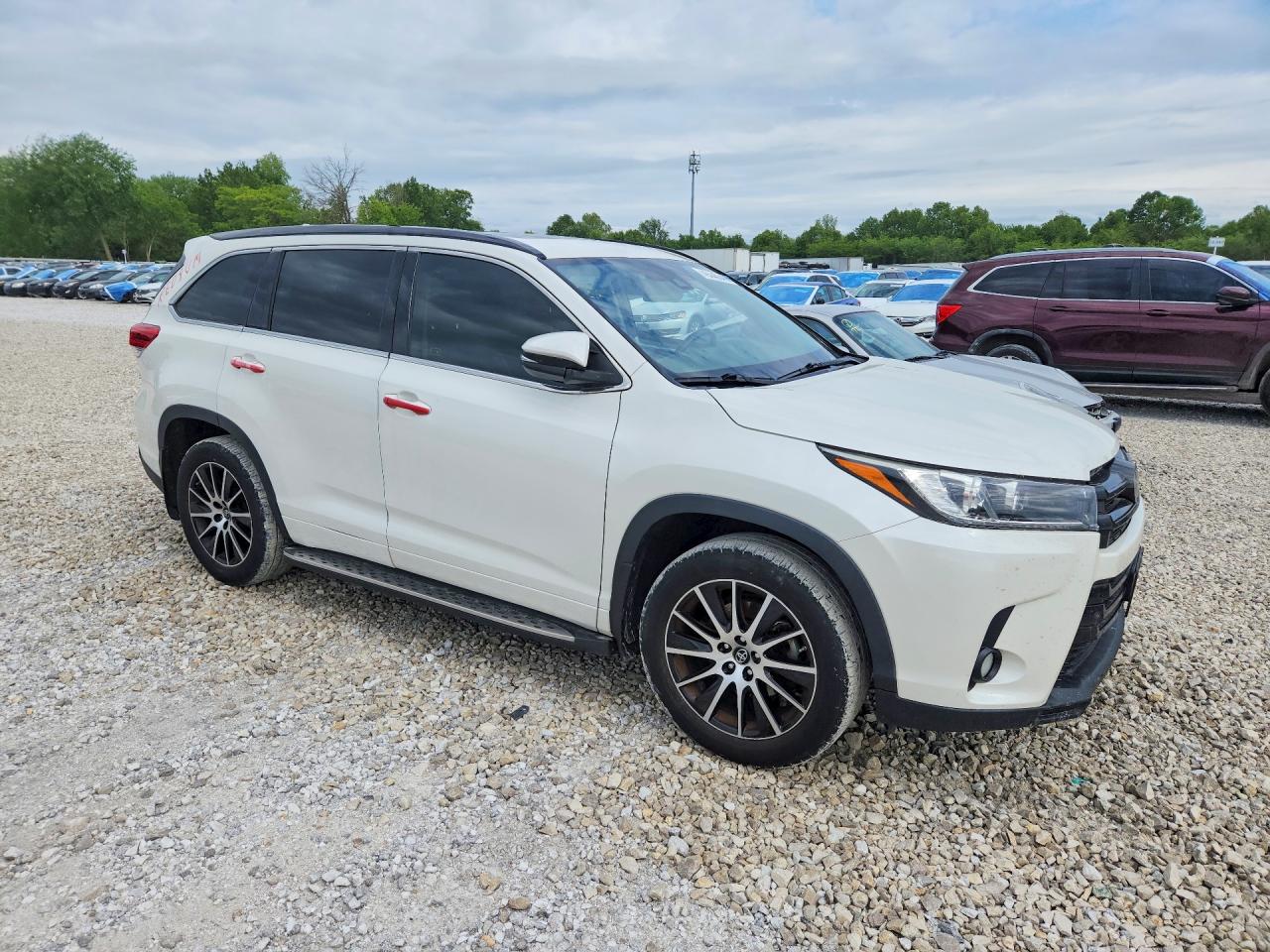 Toyota Highlander Se