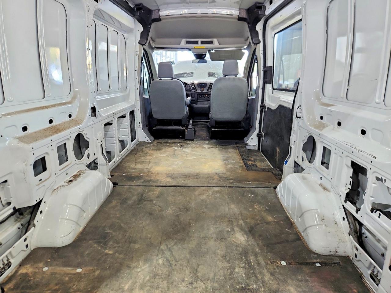 Ford Transit T-150