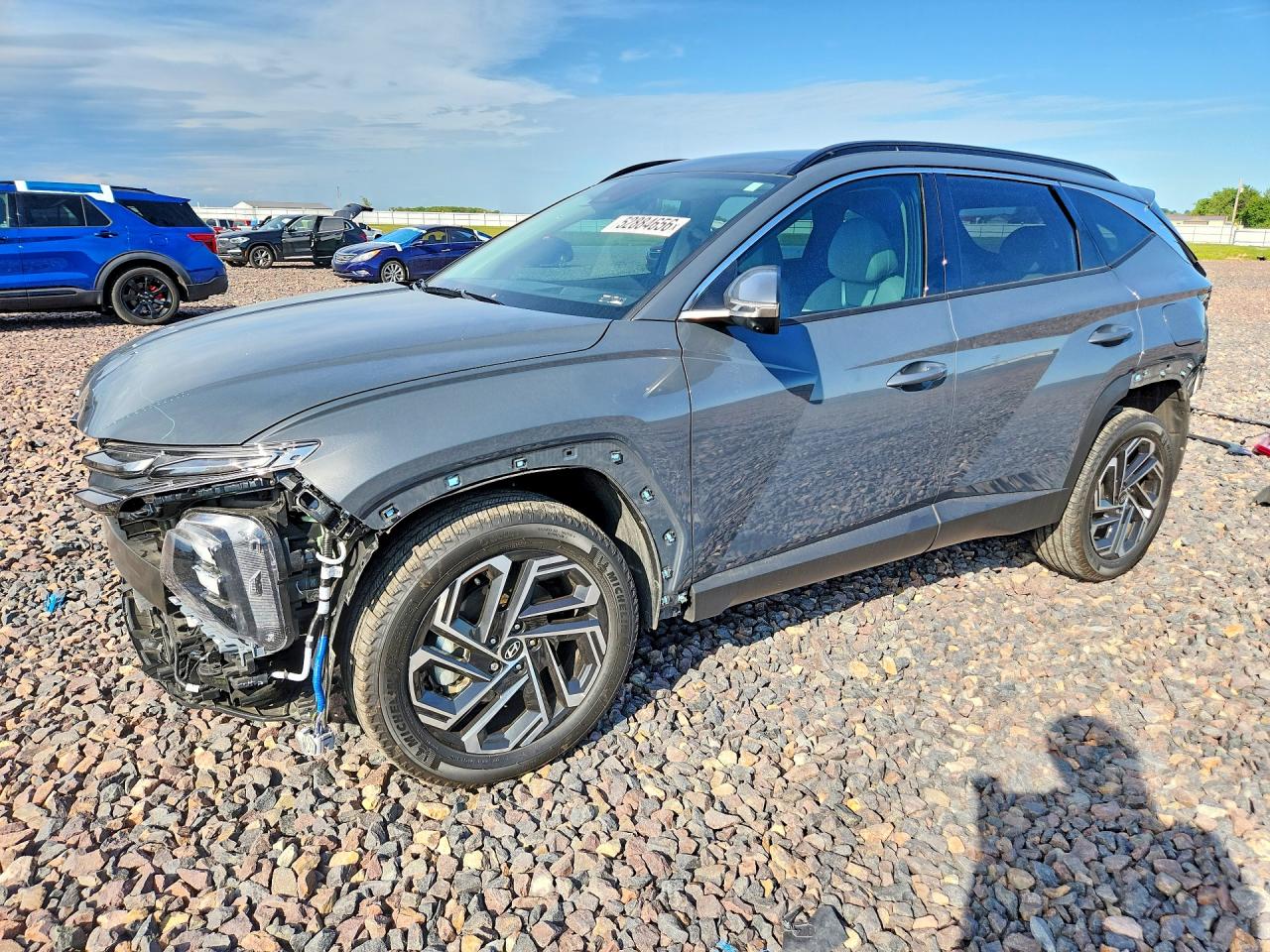 Salvage Hyundai TUCSON Image