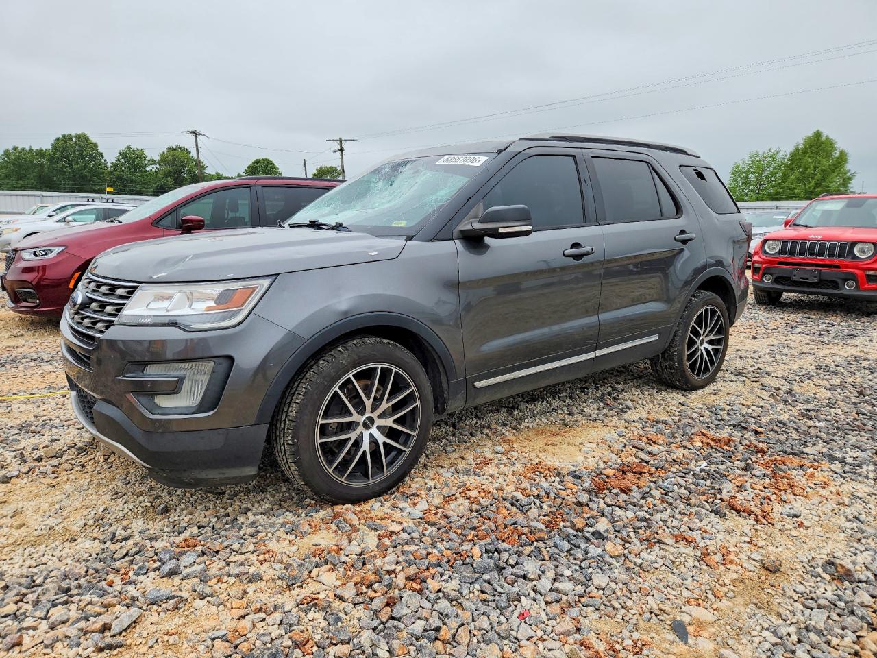 Salvage Ford Explorer Image