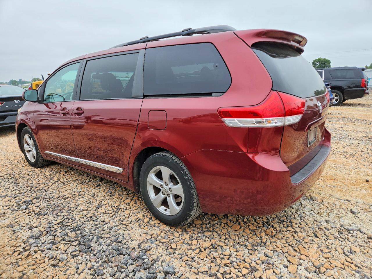 Toyota Sienna Le