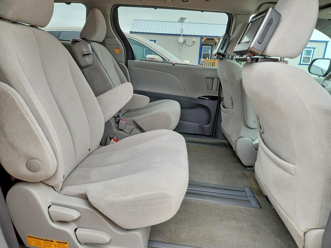 Toyota Sienna Le