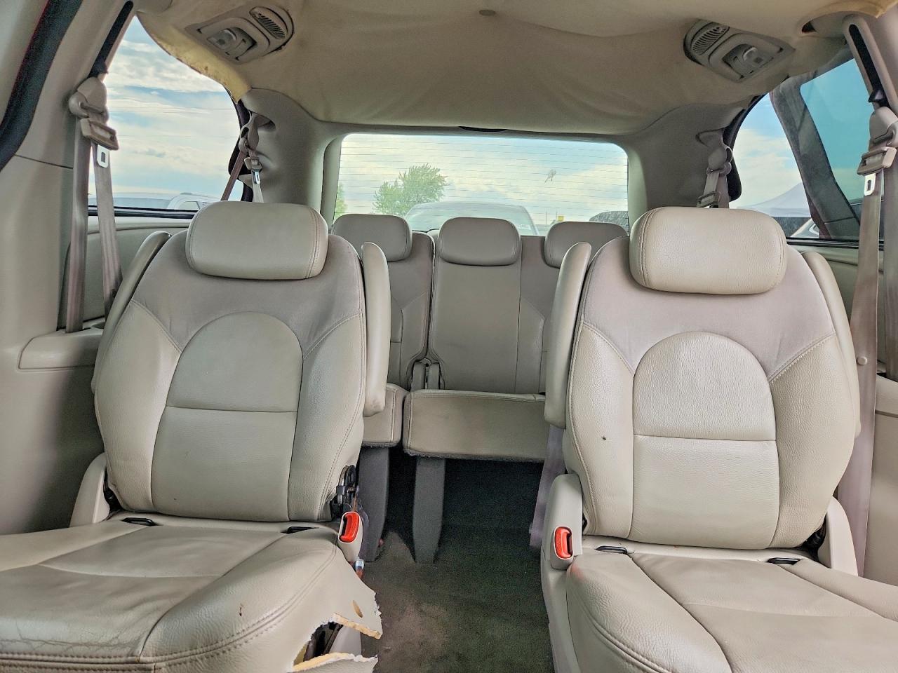 Chrysler Minivan Limited