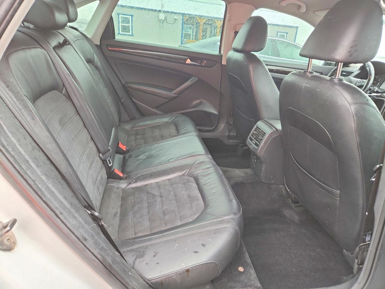 Volkswagen Passat Sel