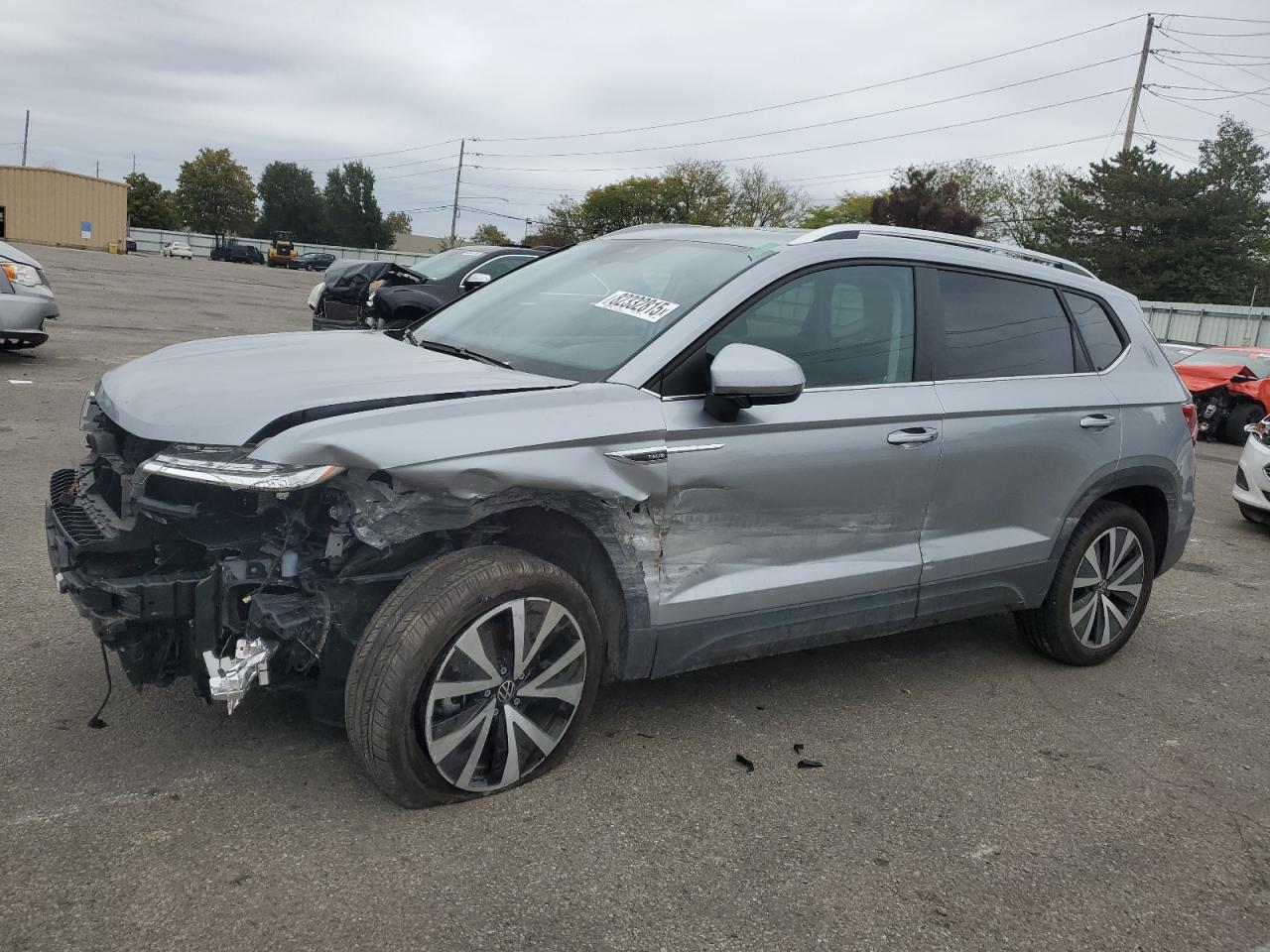 Salvage Volkswagen Taos Image