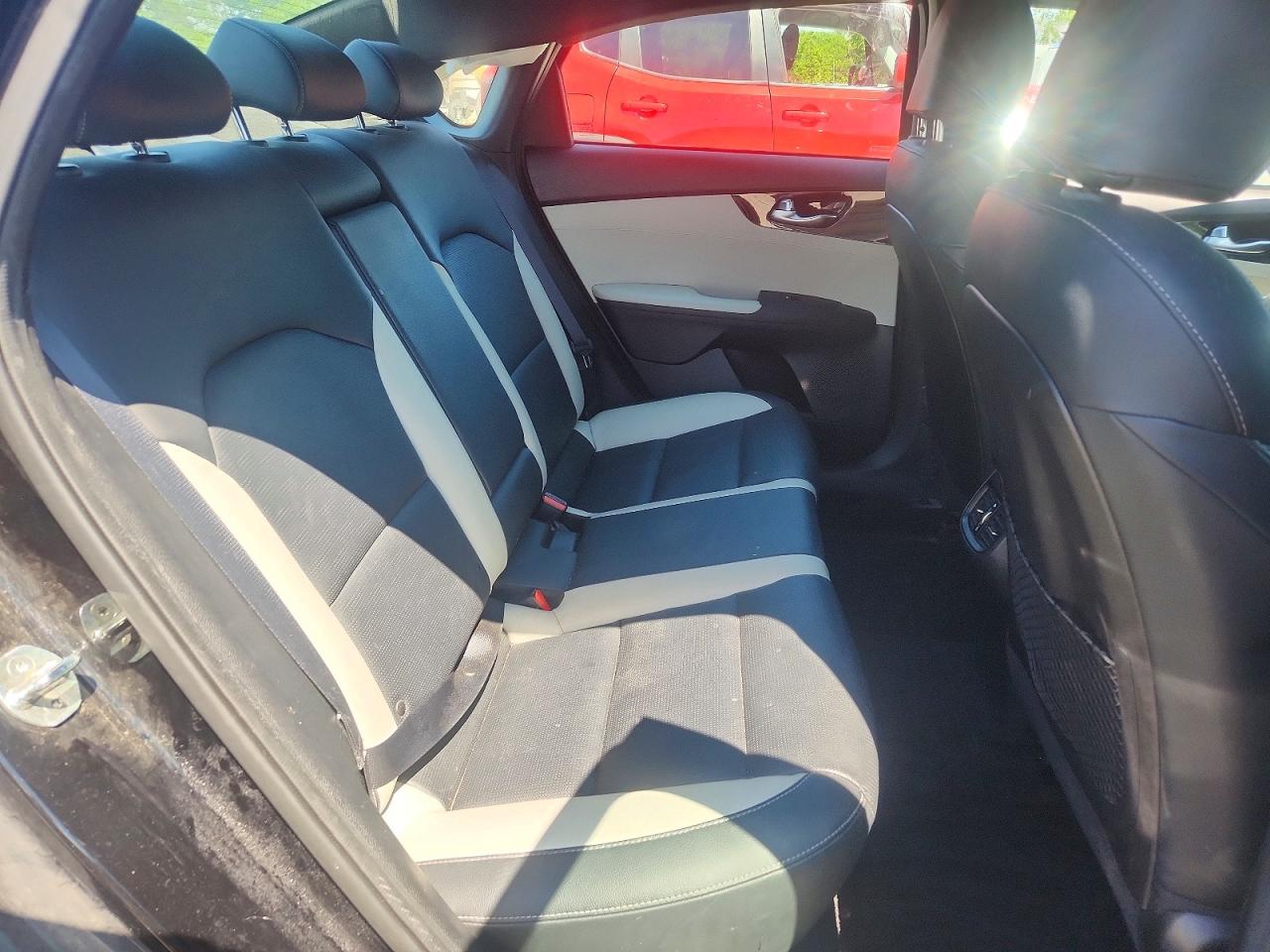 Kia Forte Ex
