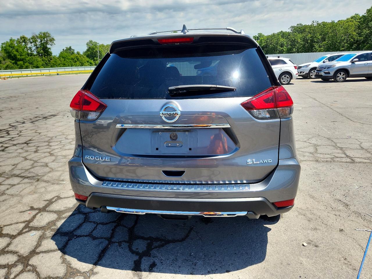 Nissan Rogue S