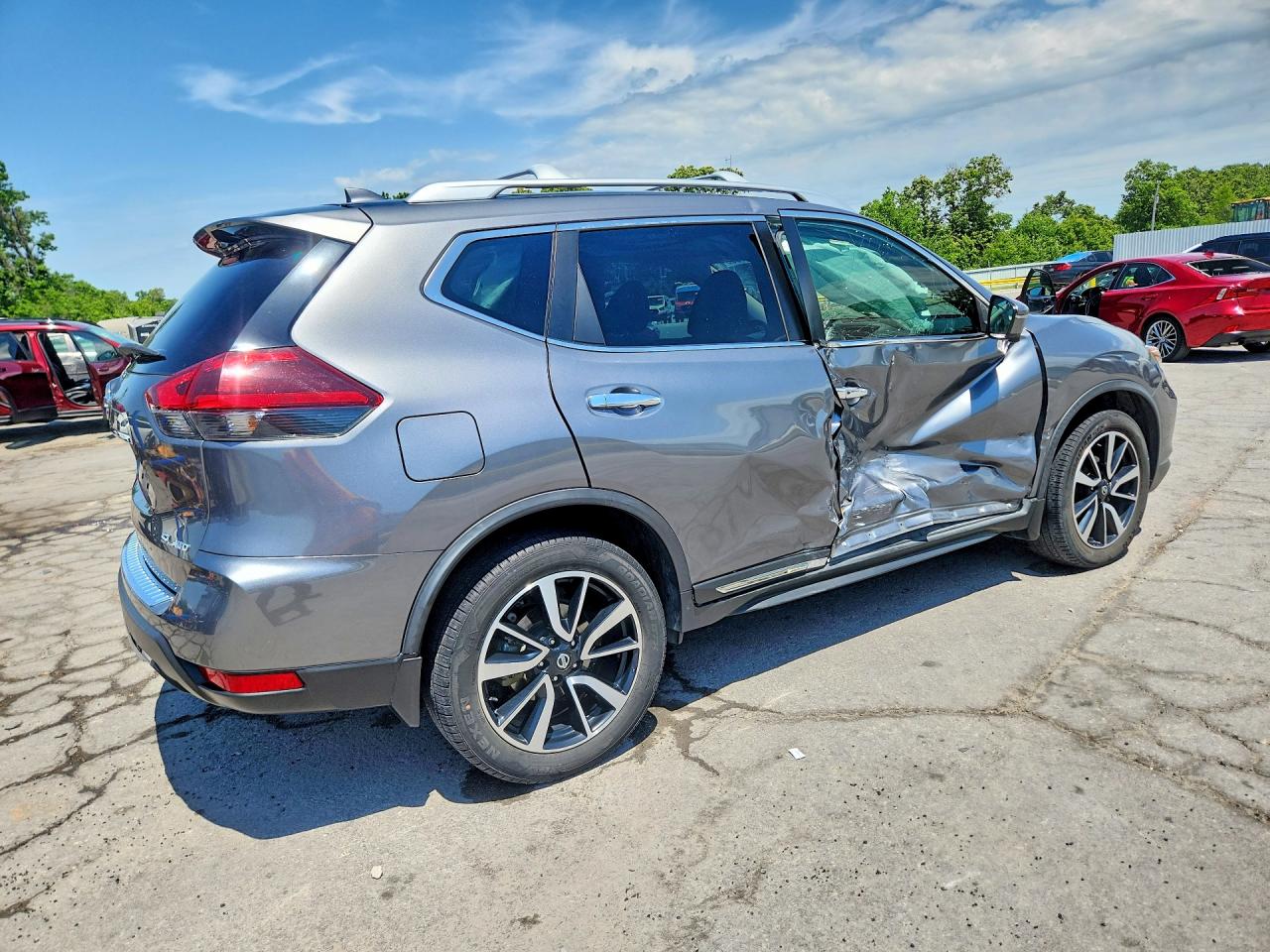 Nissan Rogue S