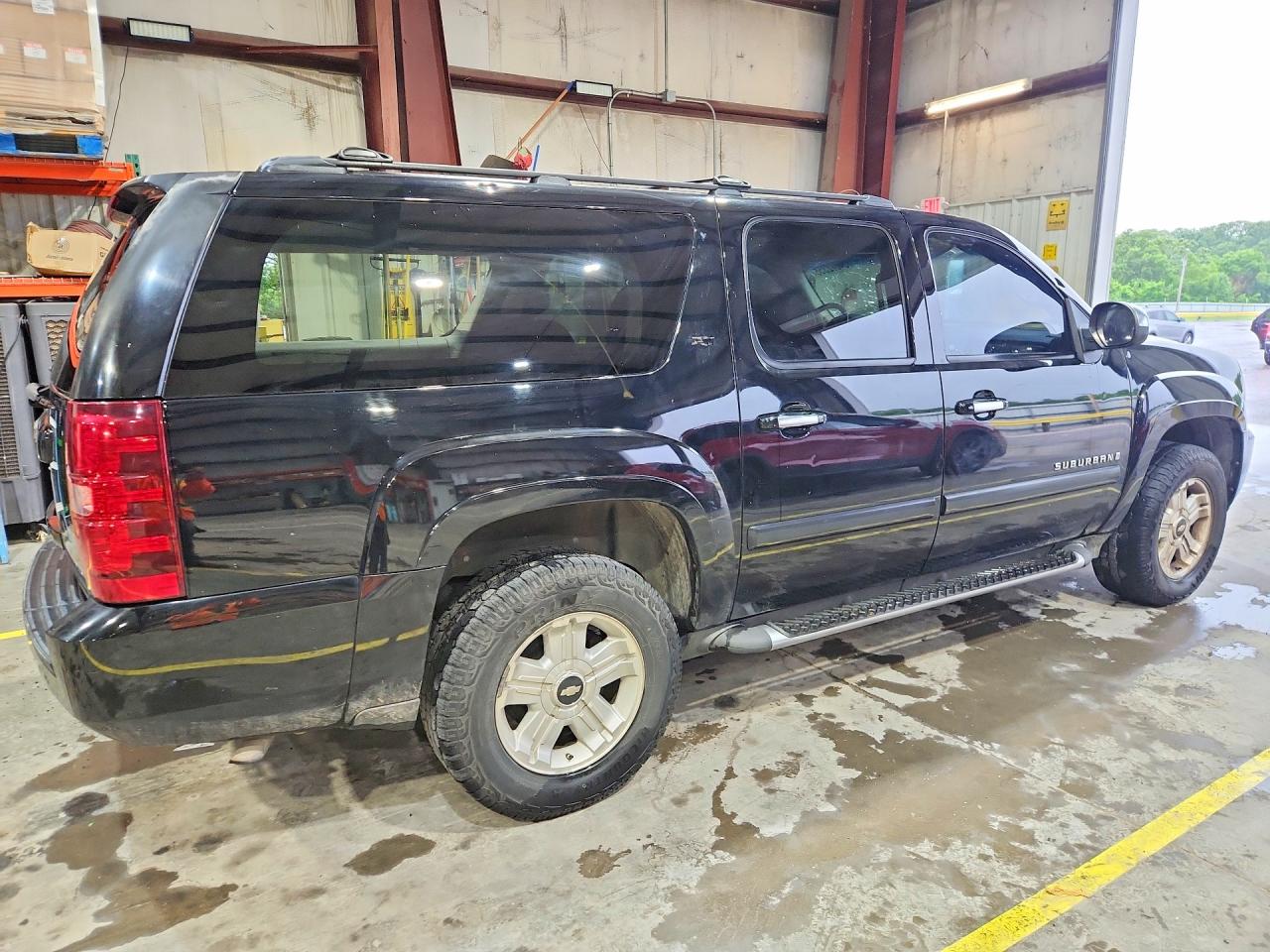 Chevrolet Suburban K1500