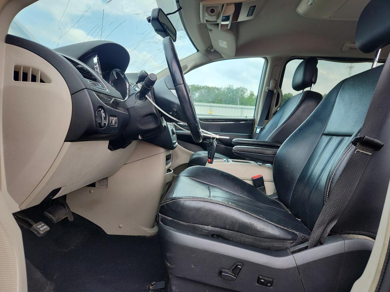 Chrysler Minivan Touring