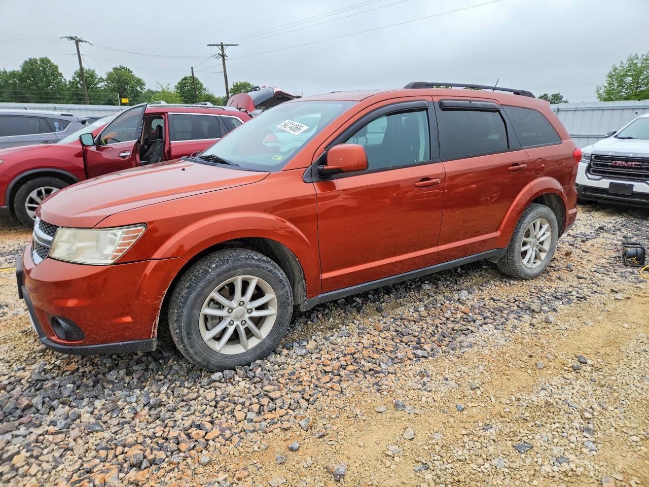 Salvage Dodge Journey Image