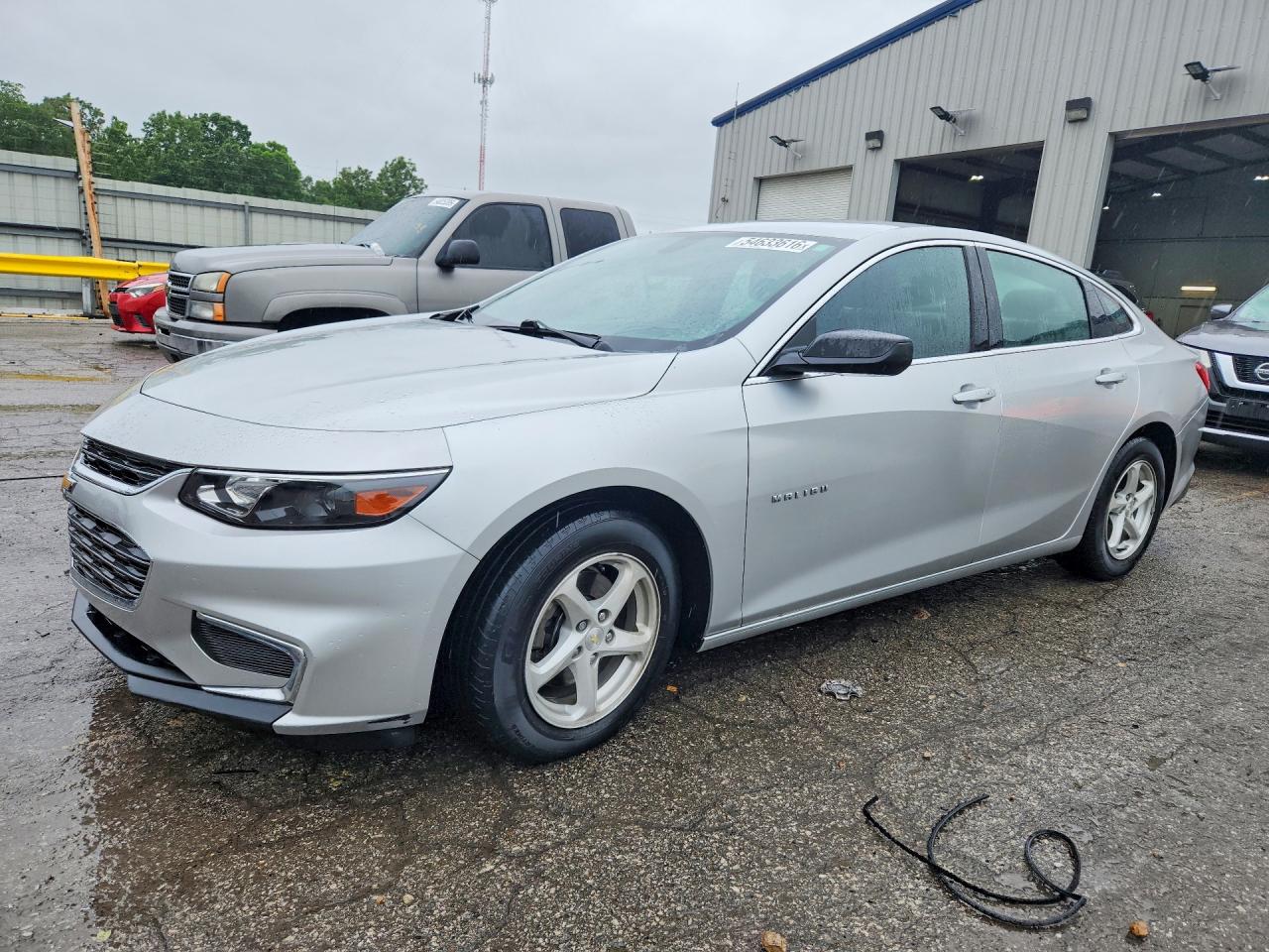 Salvage Chevrolet Malibu Image