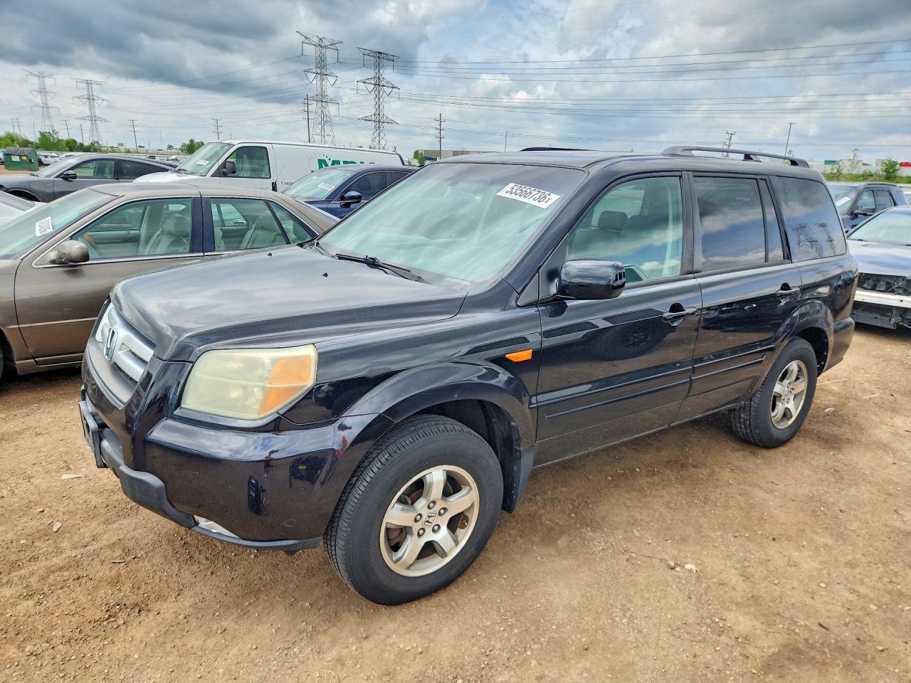 Salvage Honda Pilot Image