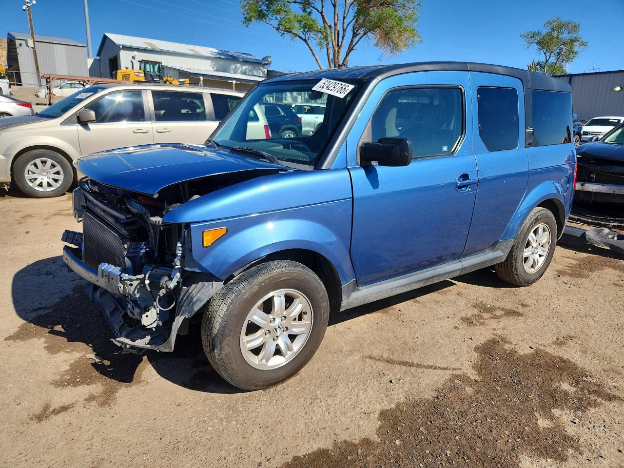 Salvage Honda Element Image