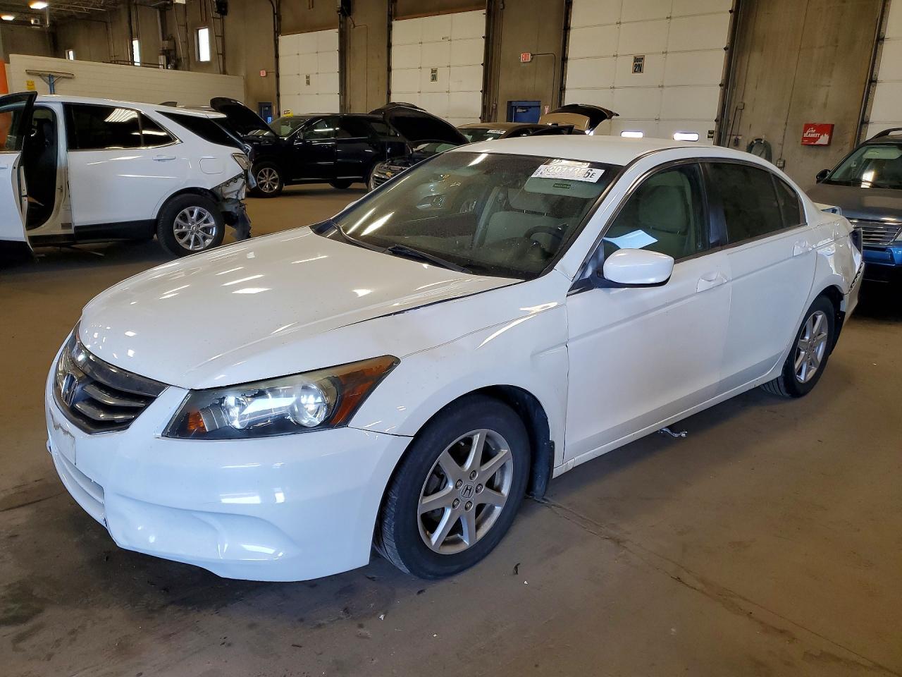 Salvage Honda Accord Image