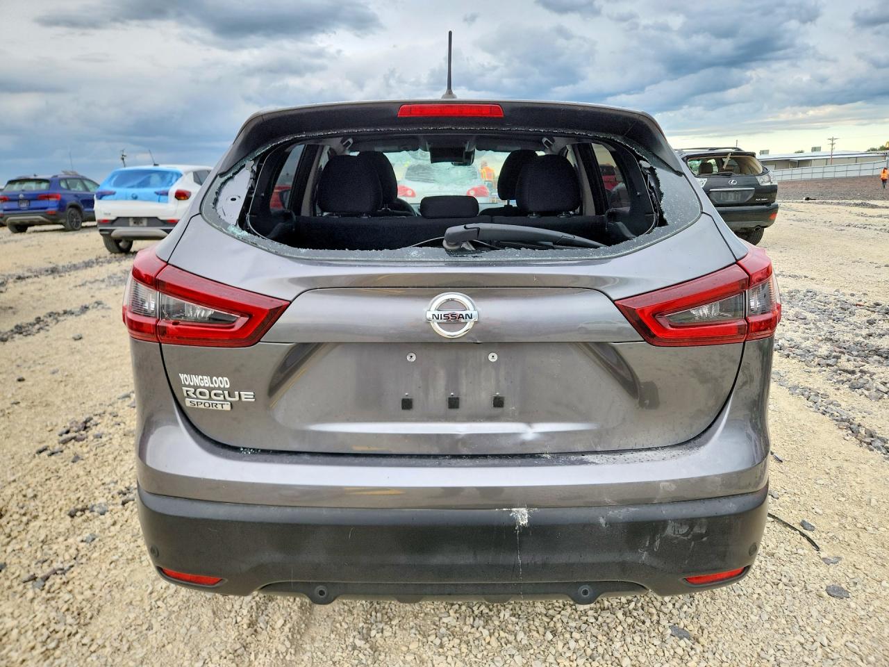 Nissan Rogue S