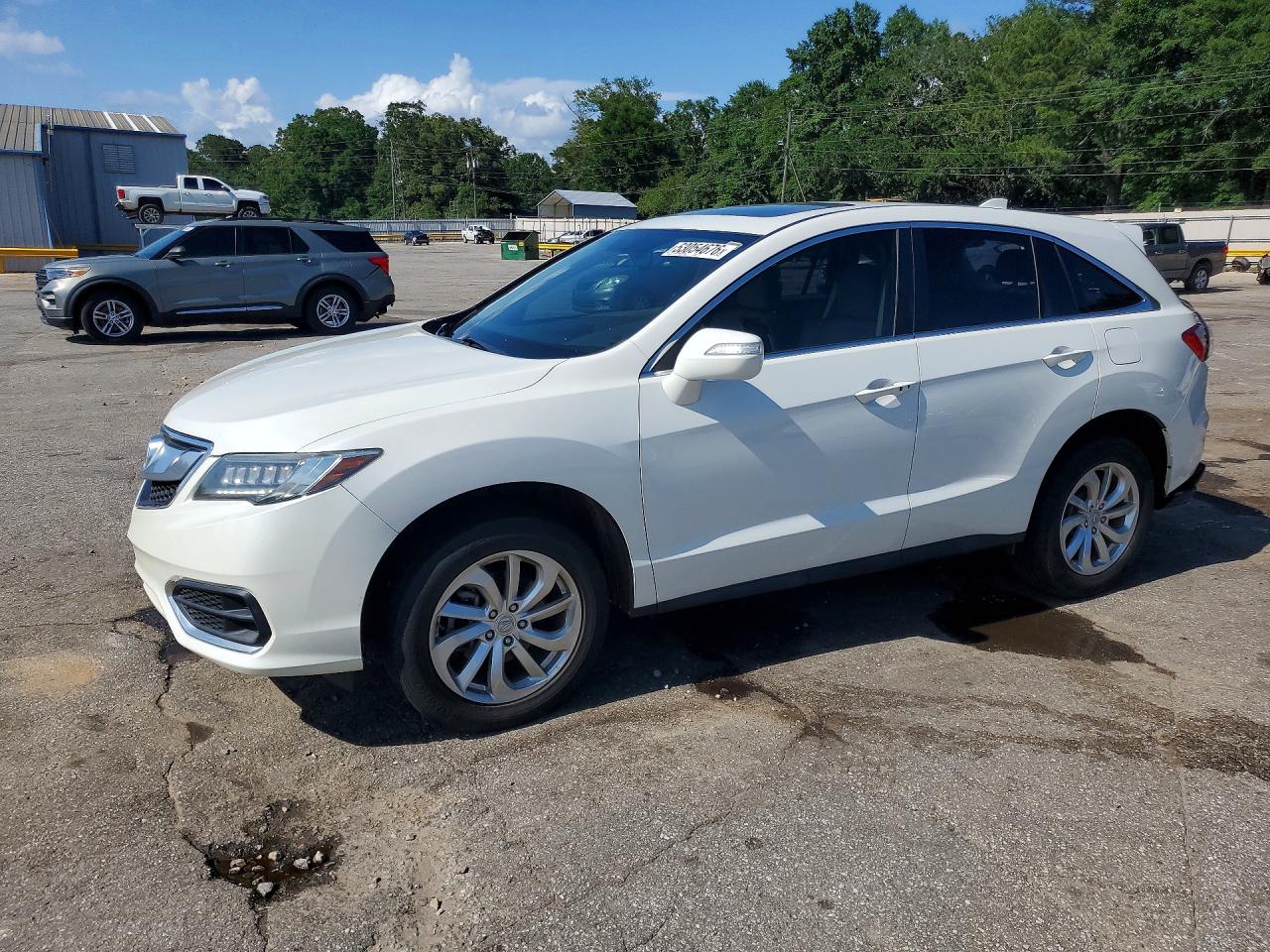 Salvage Acura RDX Image