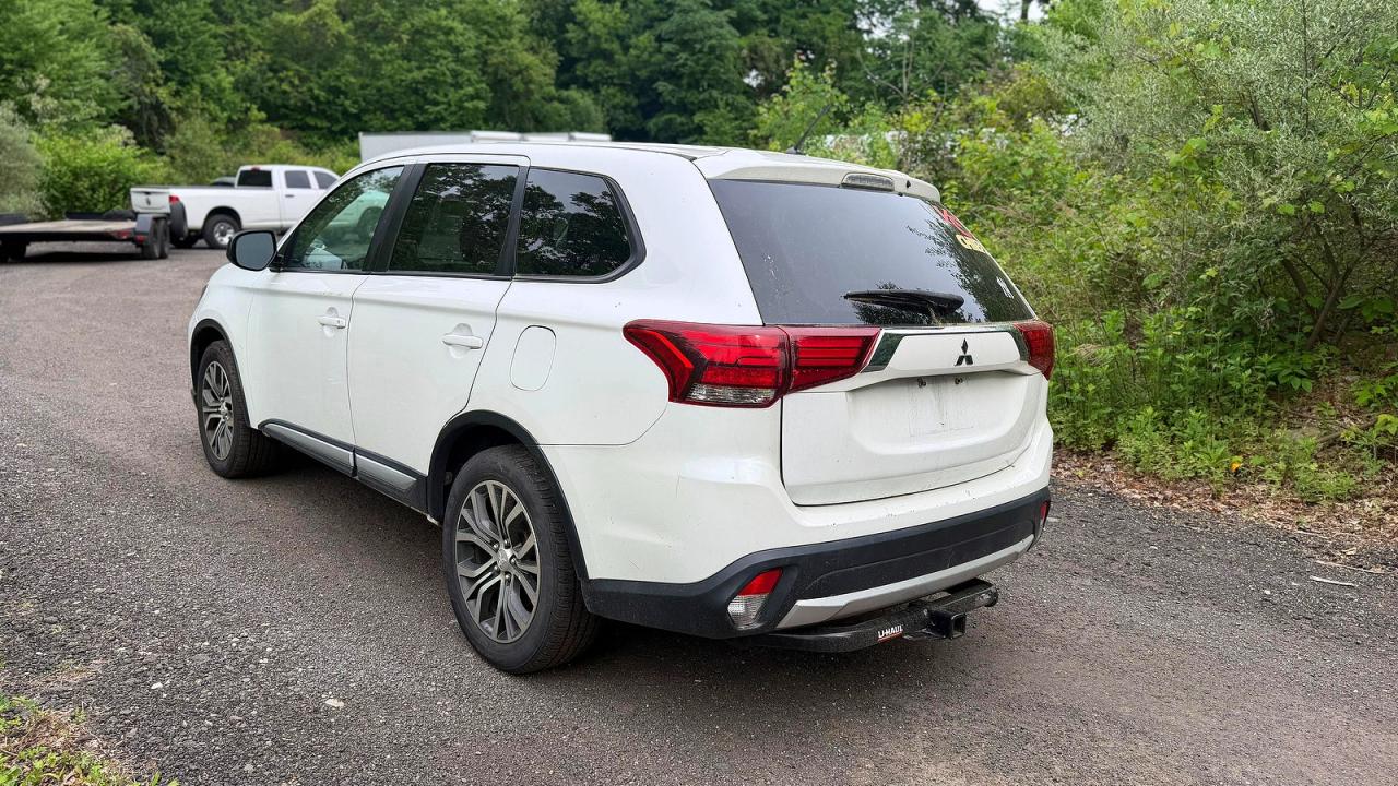 Mitsubishi Outlander Se