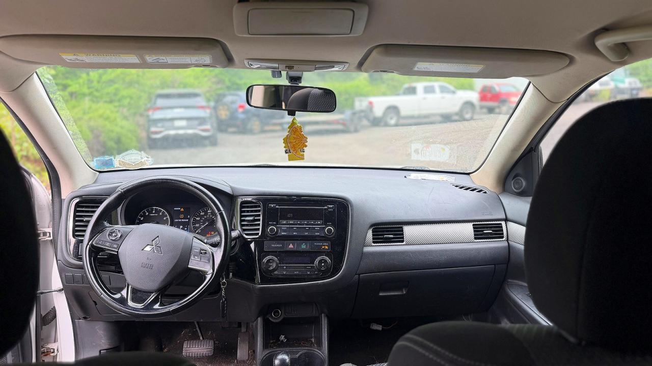 Mitsubishi Outlander Se