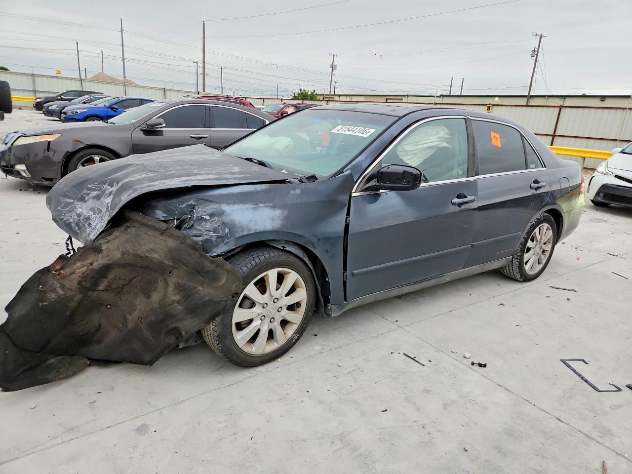 Salvage Honda Accord Image