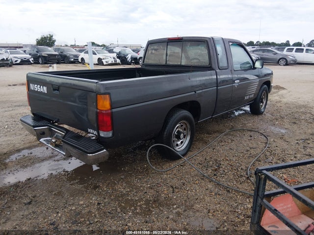 Nissan Truck
