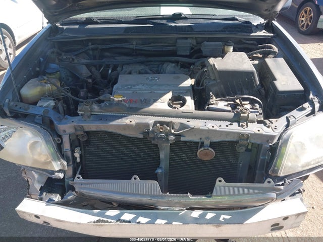 Toyota Highlander V6