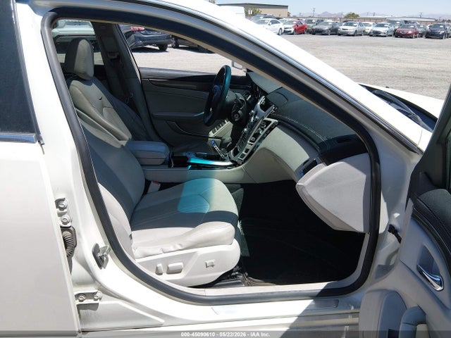 Cadillac CTS Standard