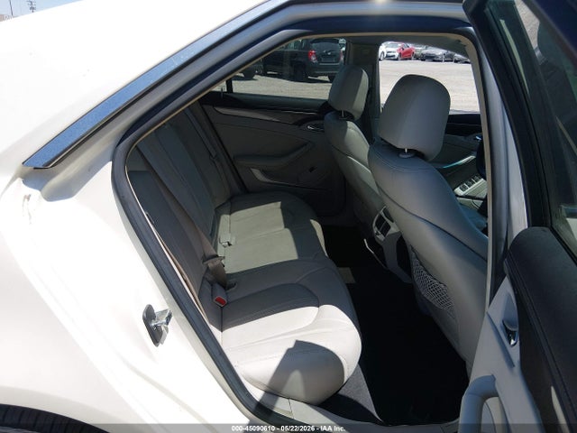 Cadillac CTS Standard