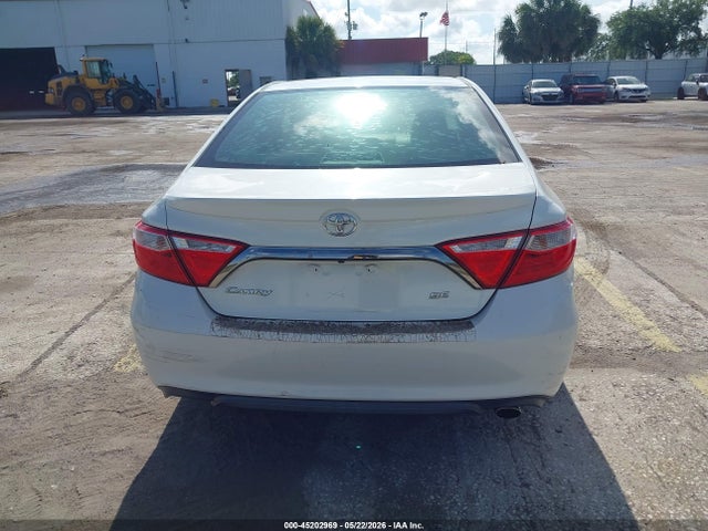 Toyota Camry Se