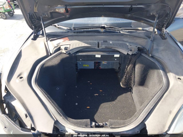 Tesla Model S P85