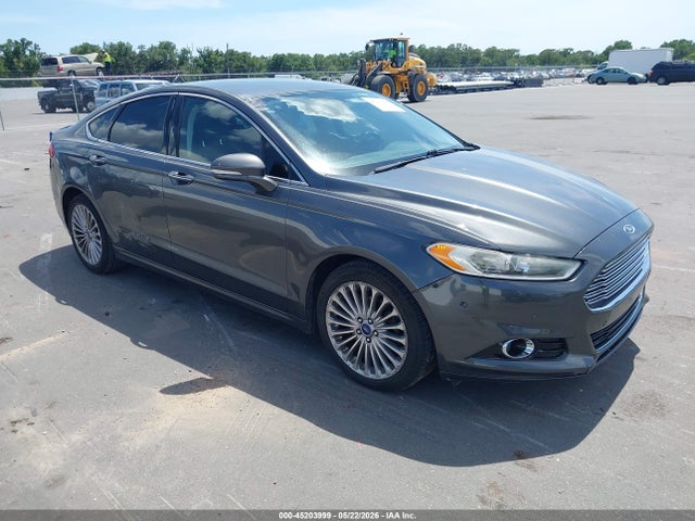 Salvage Ford Fusion Image