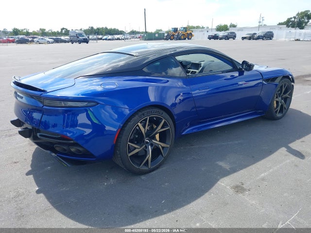 Aston Martin DBS