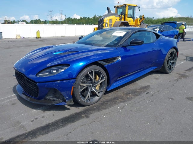 Aston Martin DBS