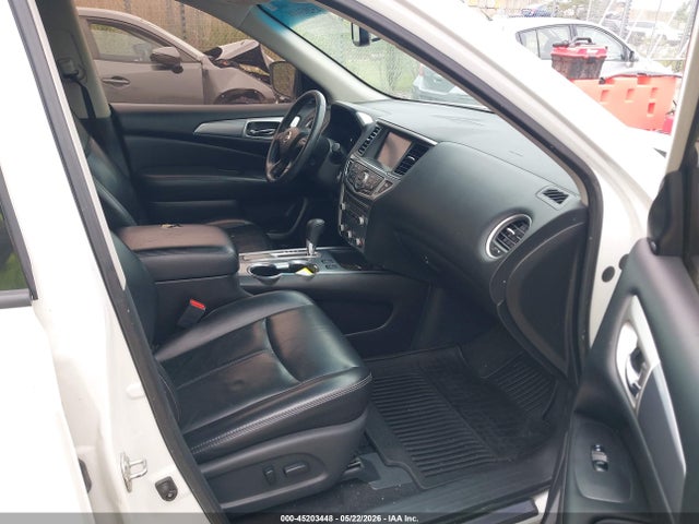 Nissan Pathfinder Sl