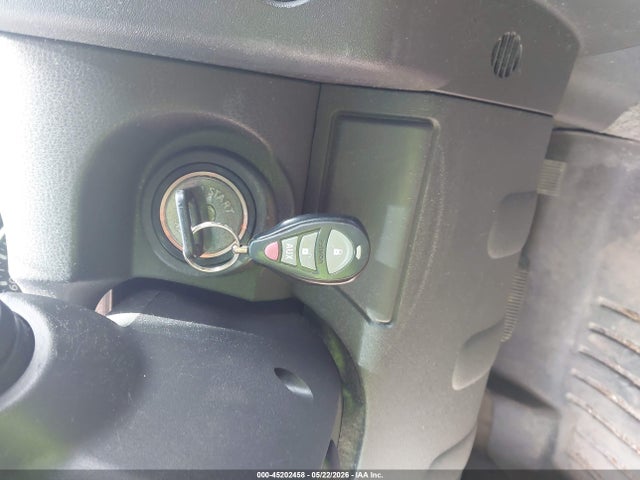 Nissan Pathfinder S