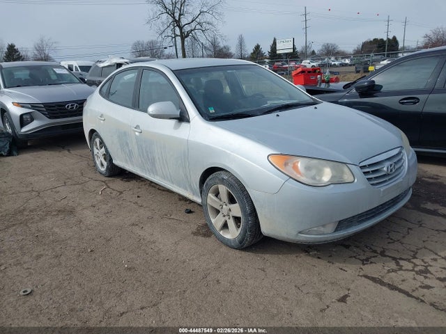 Salvage Hyundai ELANTRA Image