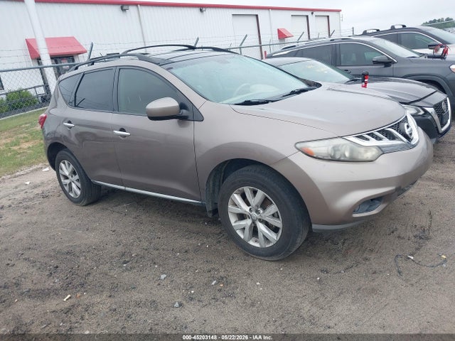 Salvage Nissan Murano Image