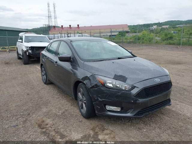Salvage Ford Focus Image