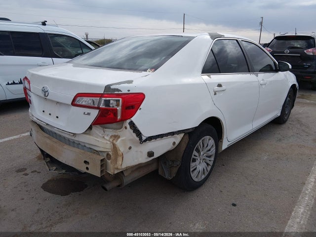 Toyota Camry Le