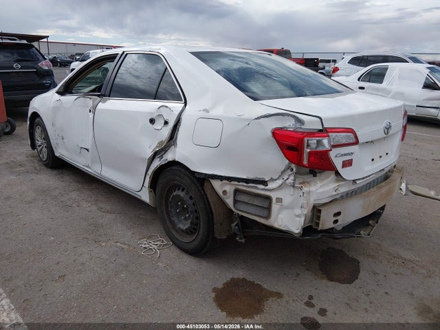 Toyota Camry Le